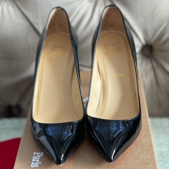 Christian Louboutin - Picture 2 of 4